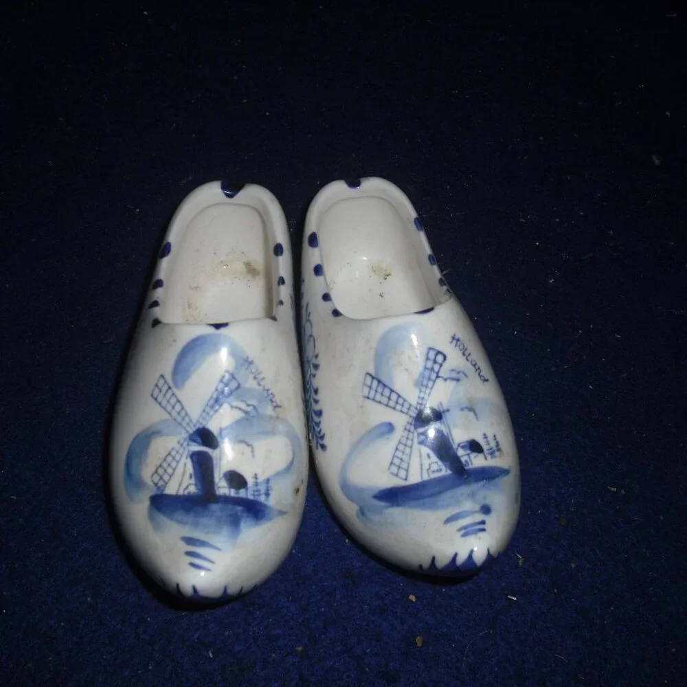 Hand Made Porcelain Wind Mill + Shoes Dutch Souvenir vintage
